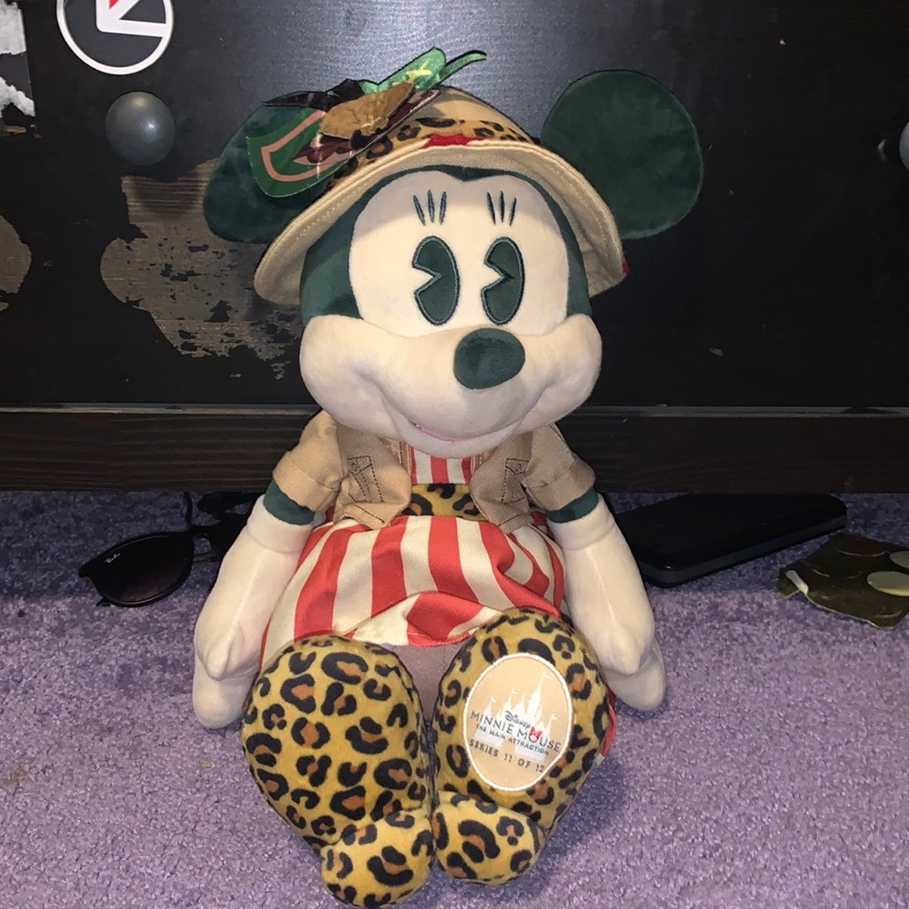 Jungle cruise Minnie Mouse